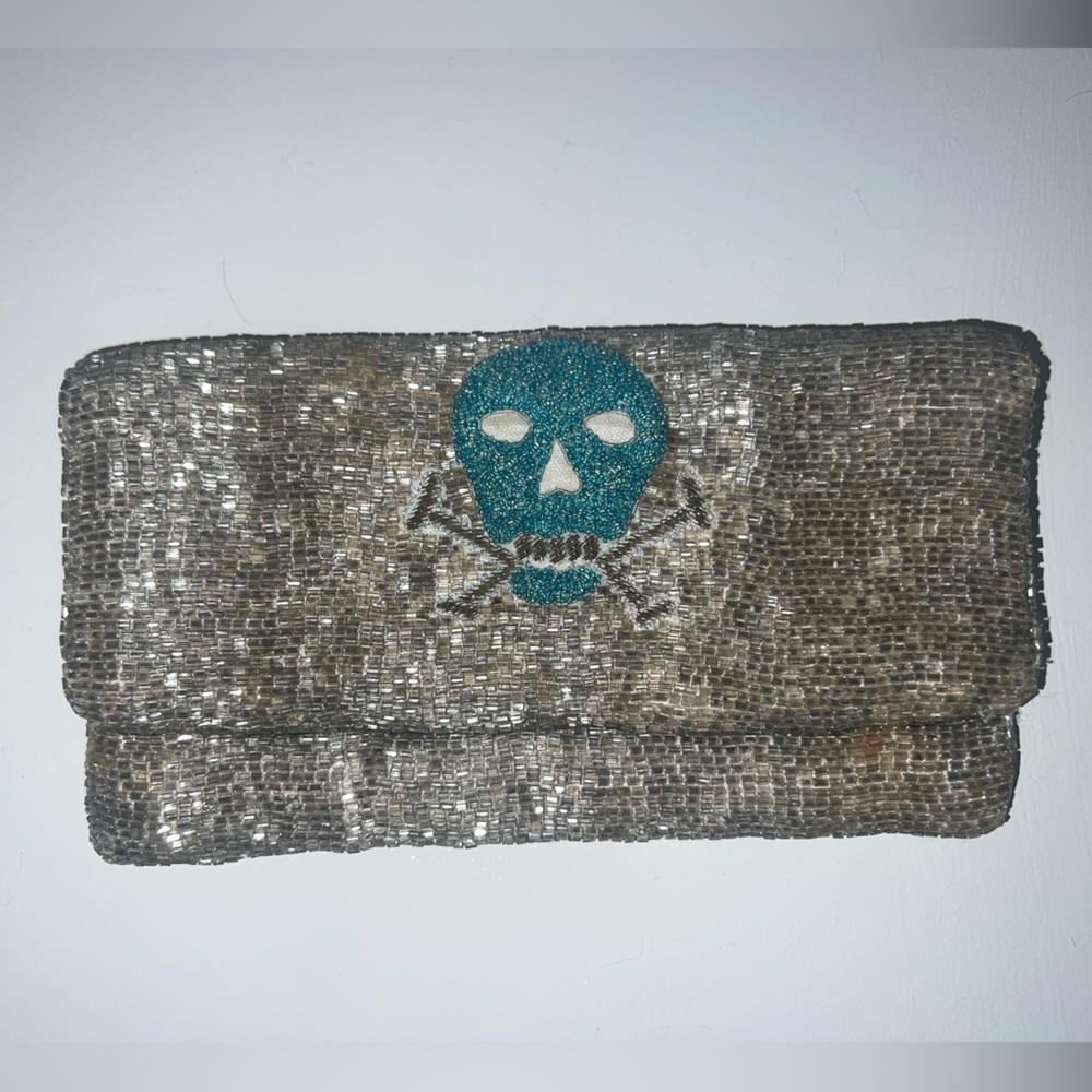 Moyna Skull Clutch